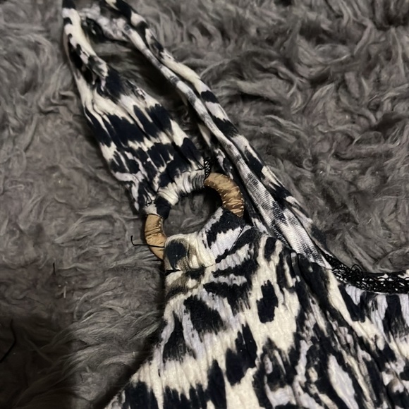 Xl ladies tank stretchy - Picture 2 of 4